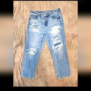 American Eagle mom jeans